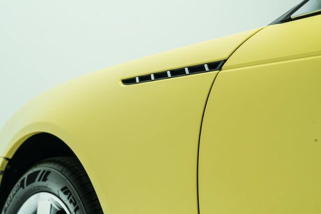 Used 2002 Ford Thunderbird RWD image 22