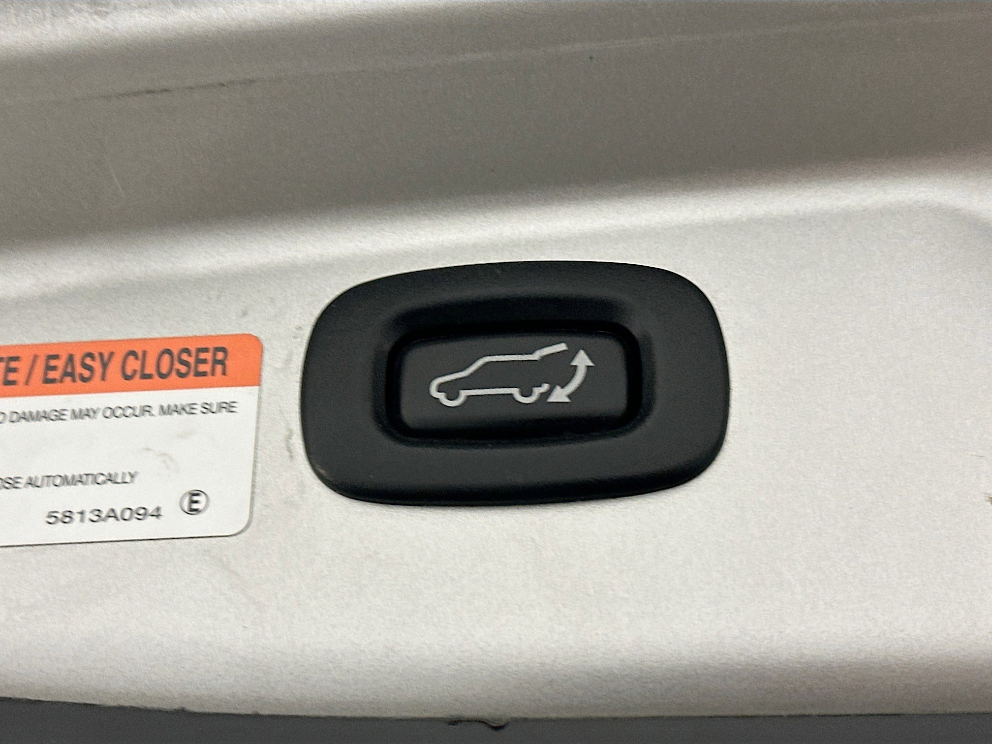 Used 2020 Mitsubishi Outlander SEL AWD/4WD image 30