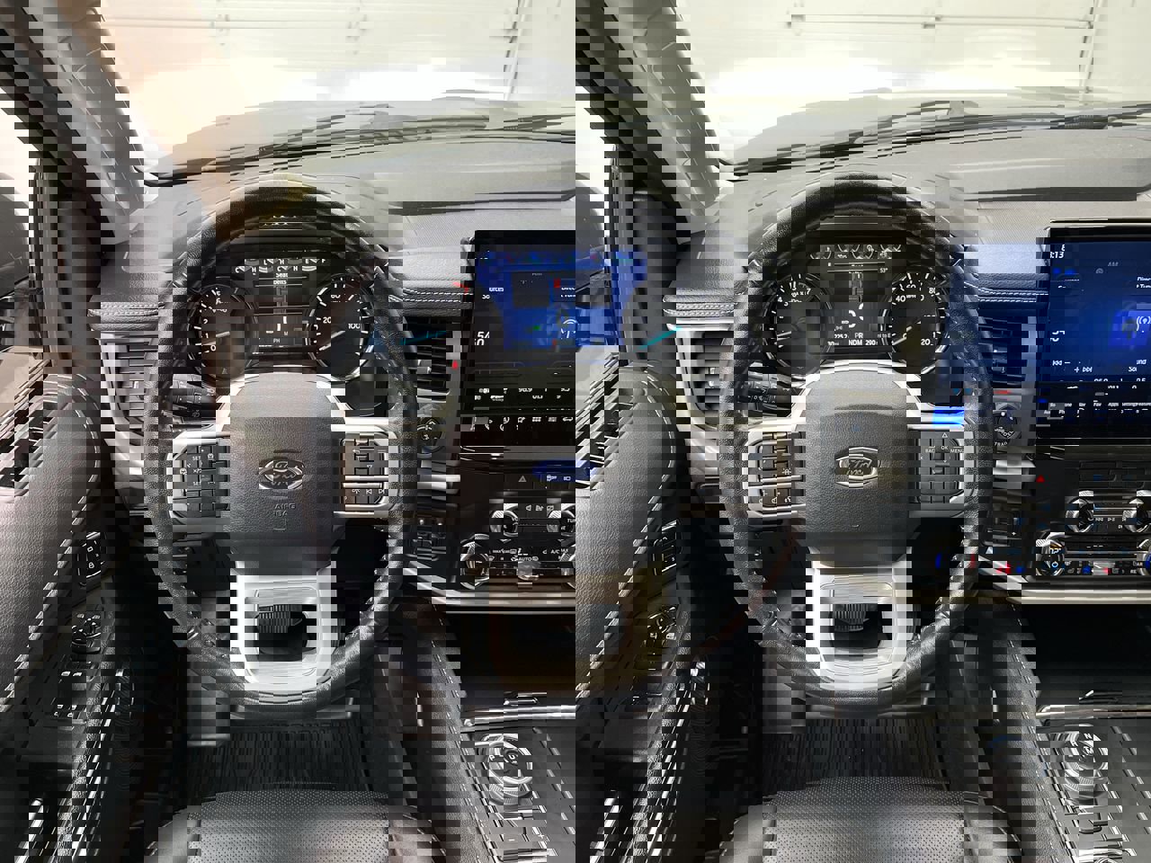 Certified 2023 Ford Expedition XLT image 17