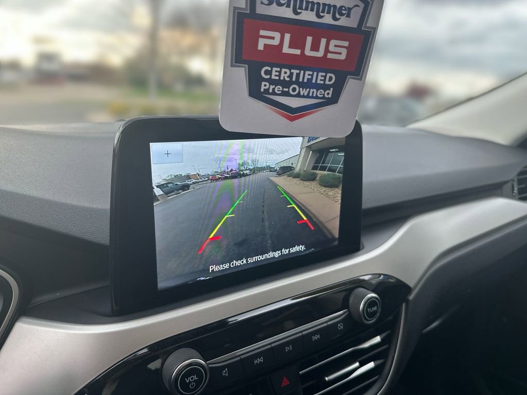 Used 2021 Ford Escape SE w/ SE Sport Appearance Package image 23