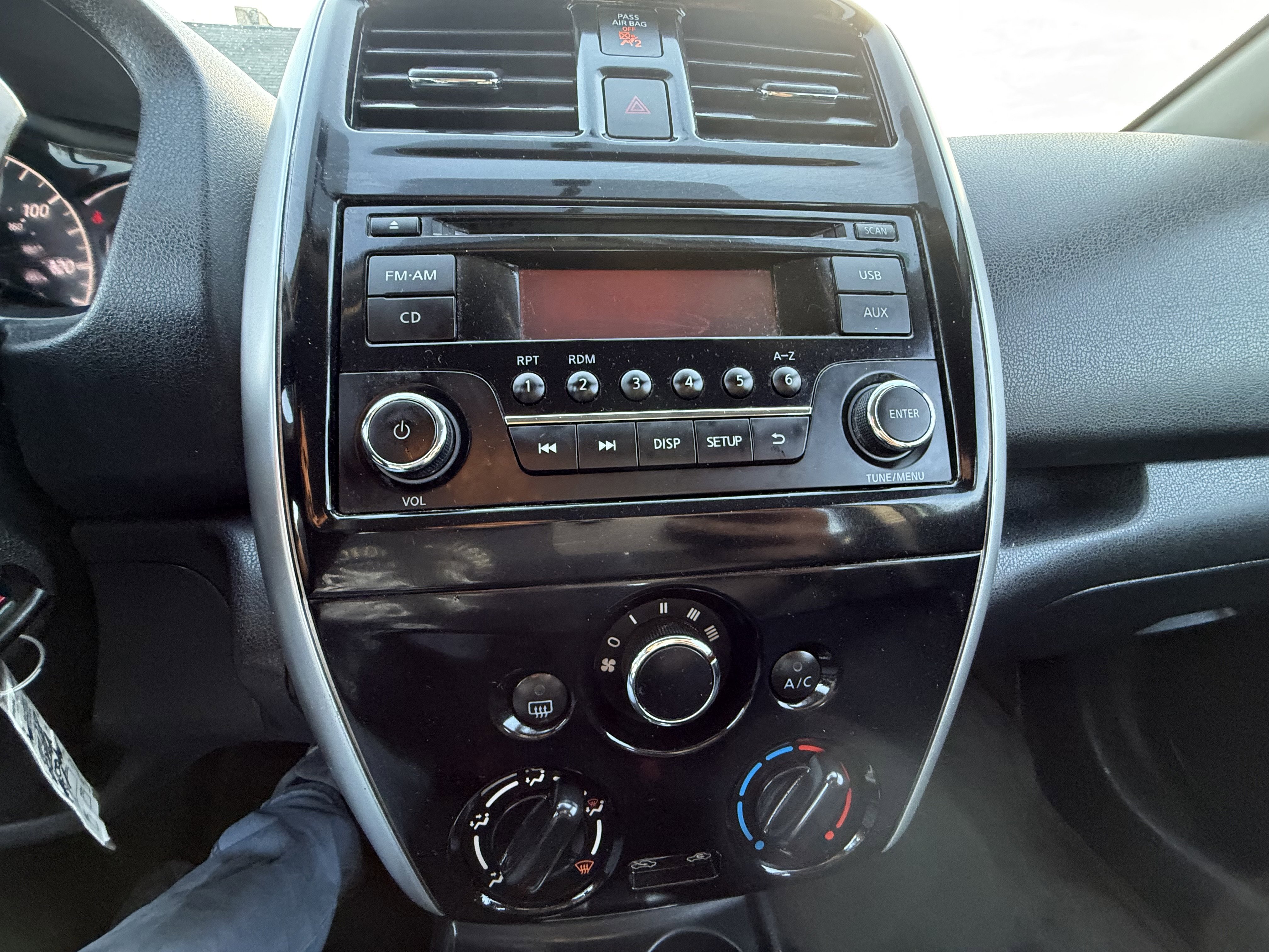 Used 2015 Nissan Versa Note SV image 18