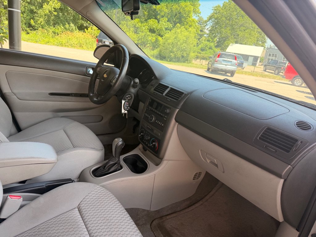 Used 2009 Chevrolet Cobalt LT w/ My Link Package FWD image 15