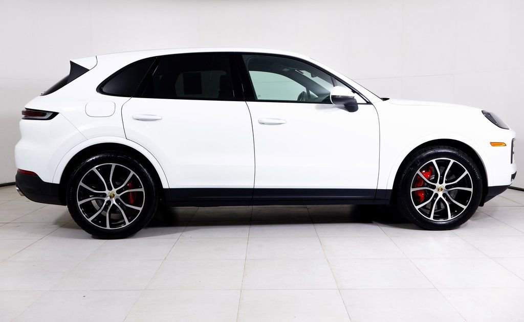 Certified 2024 Porsche Cayenne S image 26