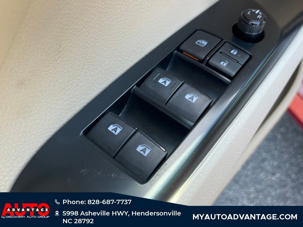 Used 2019 Toyota Camry LE FWD image 24