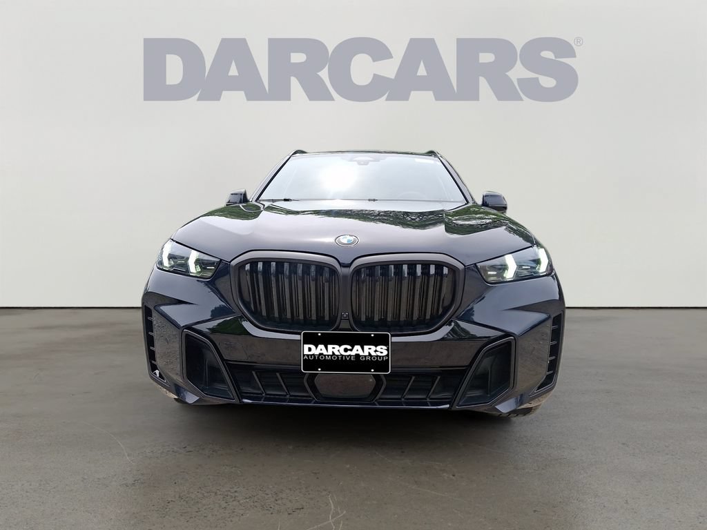 Used 2024 BMW X5 xDrive40i w/ M Sport Package AWD/4WD image 2