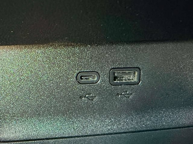 Used 2026 Chevrolet Equinox LT FWD image 32