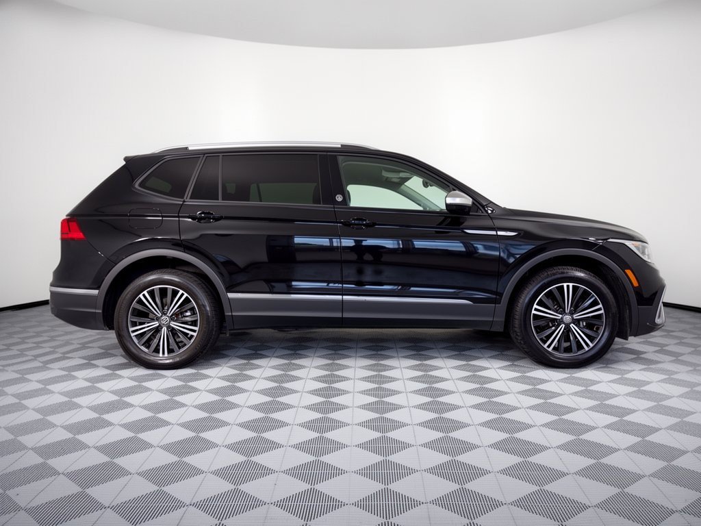 Used 2024 Volkswagen Tiguan Wolfsburg Edition FWD image 8