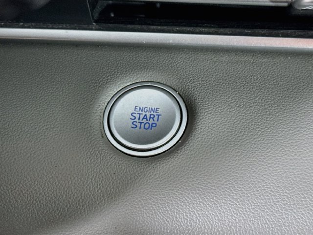 Used 2026 Hyundai Elantra Sport w/ Cargo Package FWD image 18