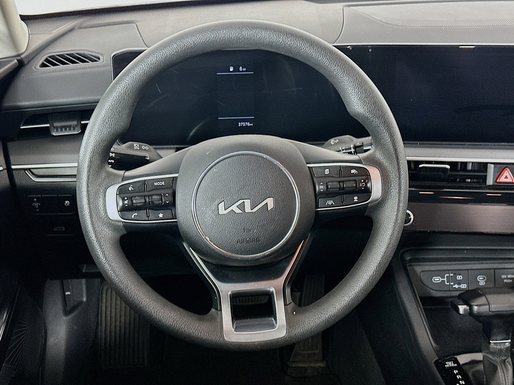 Used 2025 Kia K5 LXS image 18