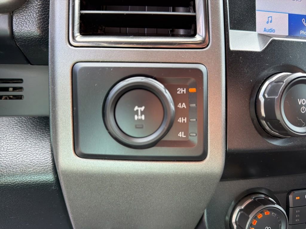 Used 2020 Ford F150 Raptor w/ Equipment Group 801A Mid image 43