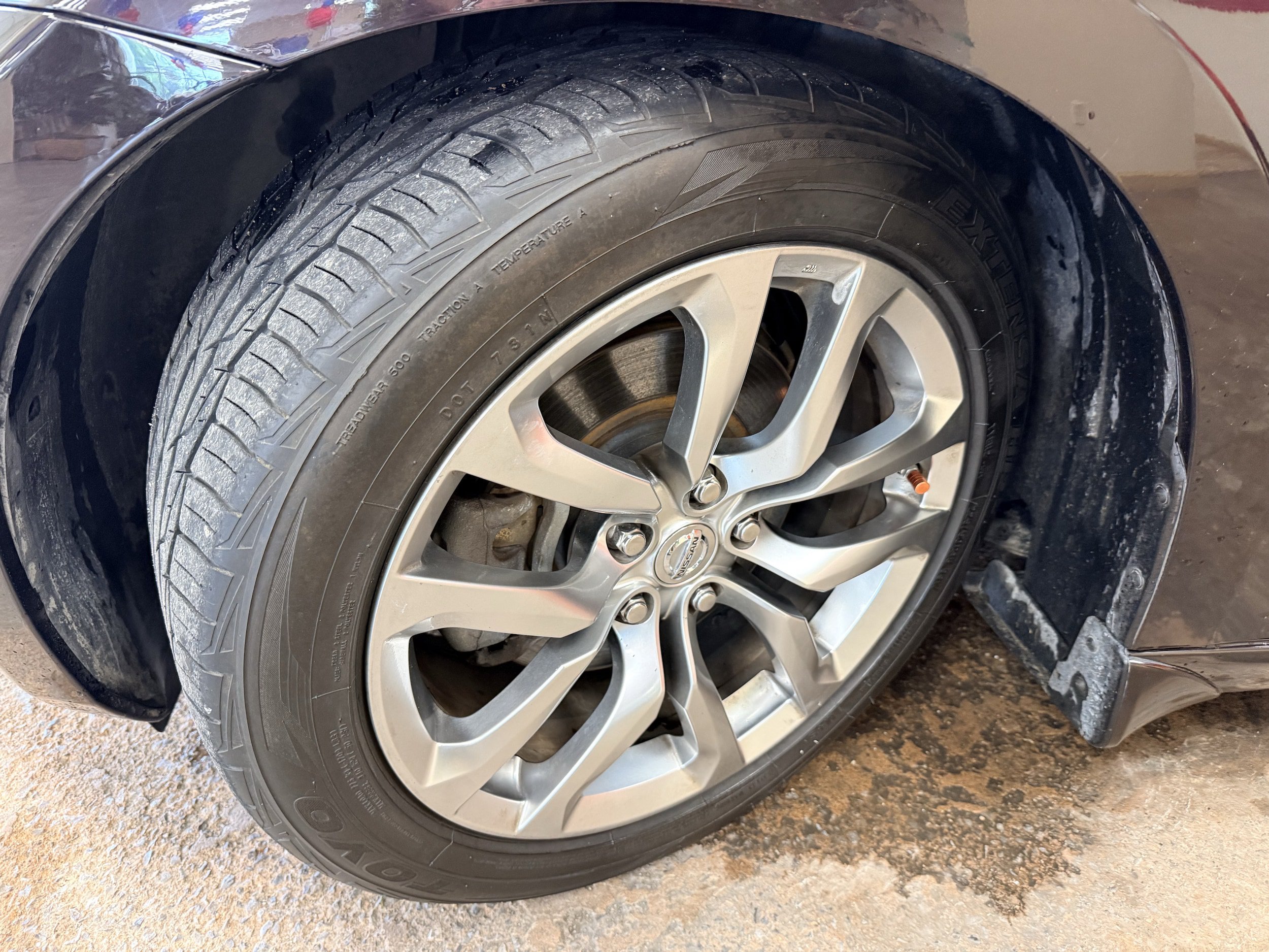 Used 2012 Nissan 370Z Touring RWD image 15