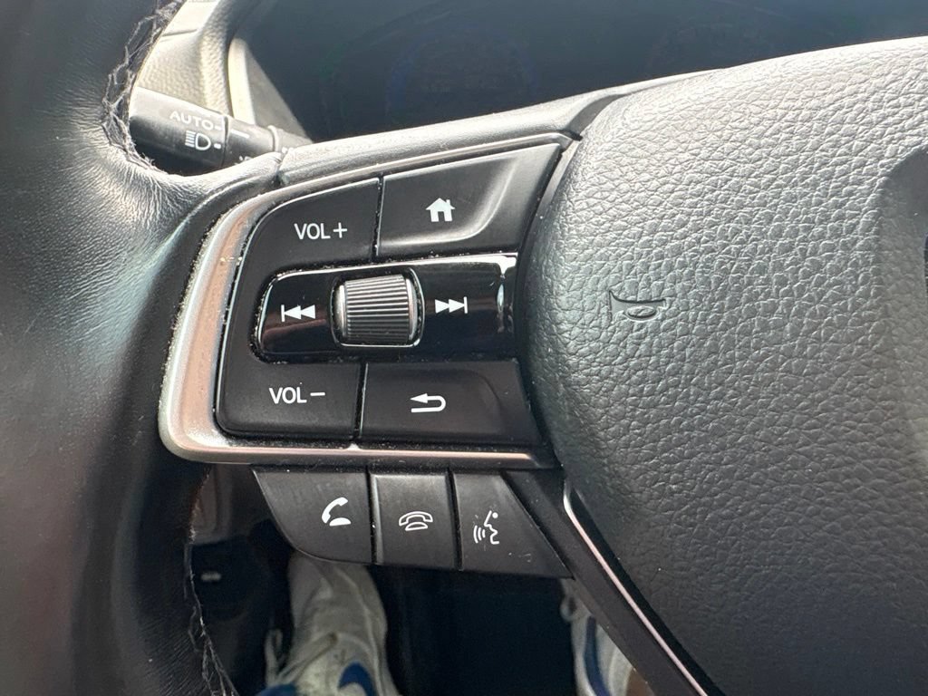 Used 2020 Honda Accord Touring image 18