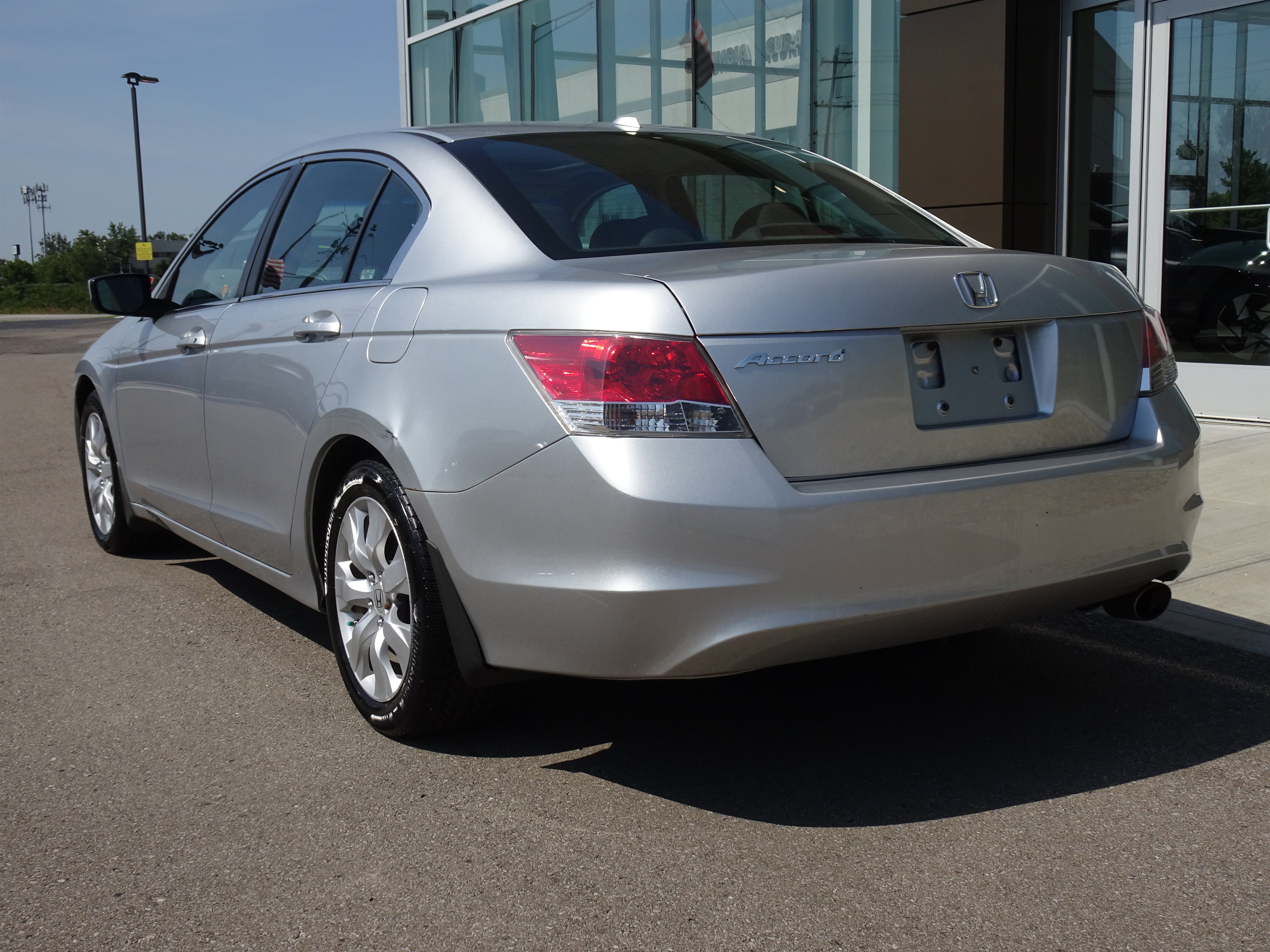 Used 2009 Honda Accord EX-L image 3