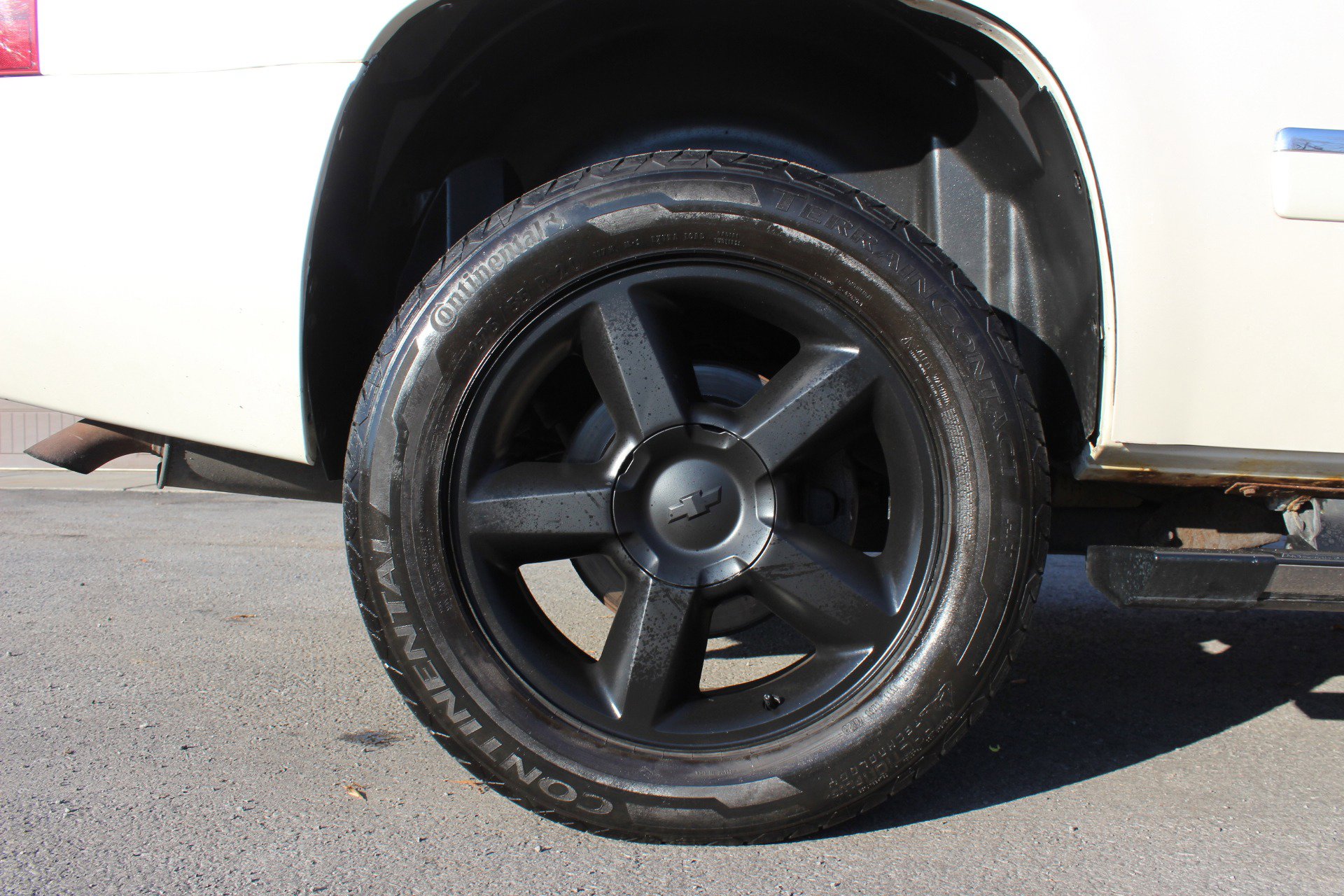 Used 2013 Chevrolet Tahoe LTZ image 47