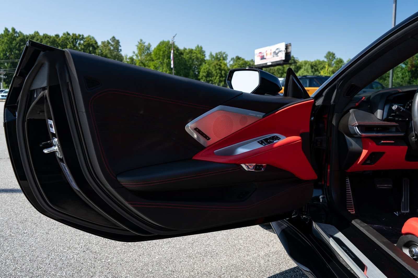 Used 2023 Chevrolet Corvette Z06 RWD image 54