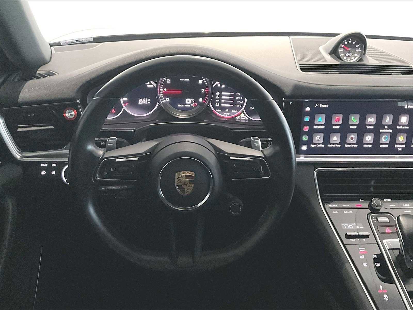 Used 2023 Porsche Panamera 4S image 16