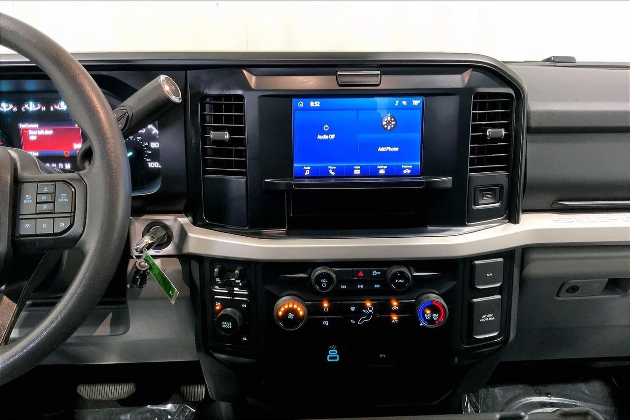 Used 2025 Ford F250 XLT AWD/4WD image 5