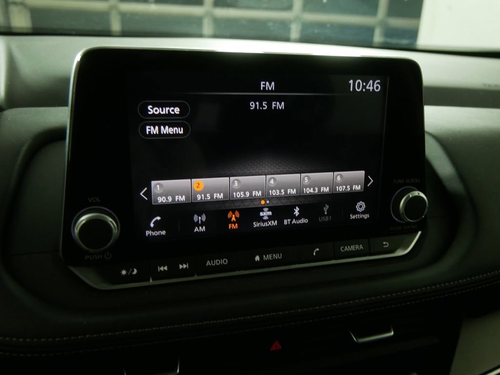 Used 2025 Nissan Rogue SV image 28