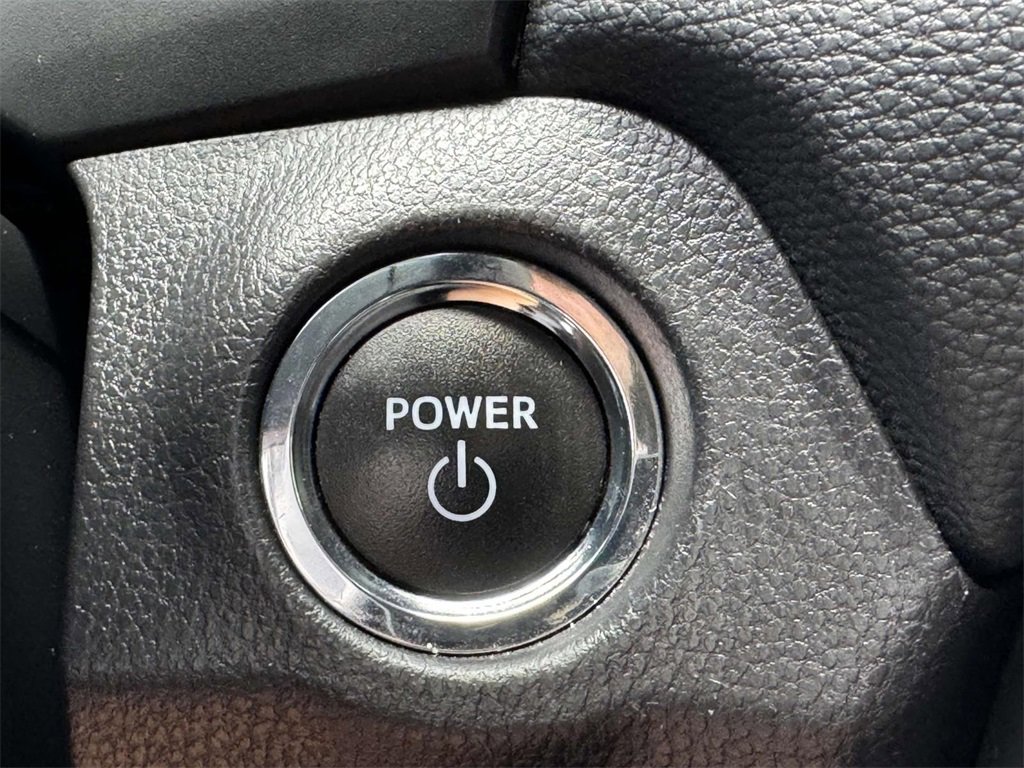Used 2024 Toyota RAV4 XLE image 8