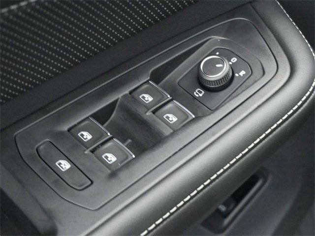 New 2025 Volkswagen Atlas Cross Sport SEL Premium R-Line image 21