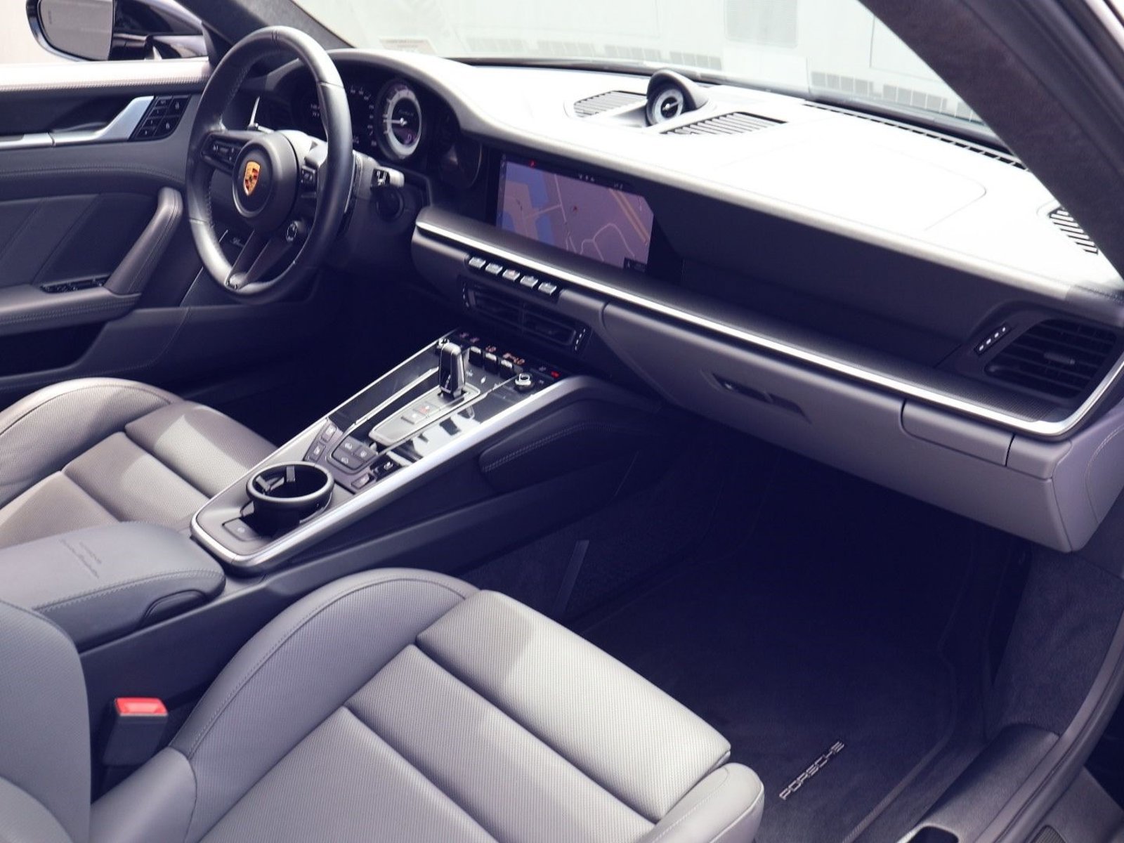 Certified 2021 Porsche 911 Turbo S AWD/4WD image 24