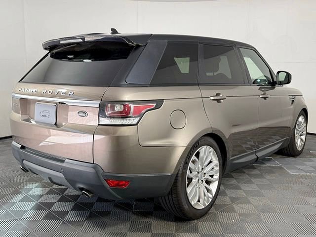 Used 2016 Land Rover Range Rover Sport SE image 8
