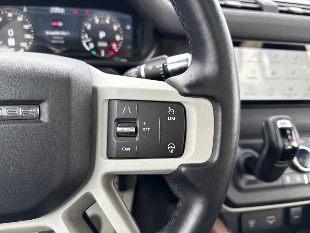 Used 2022 Land Rover Defender 110 SE image 21