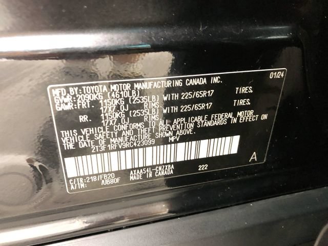 Used 2024 Toyota RAV4 LE AWD/4WD image 30