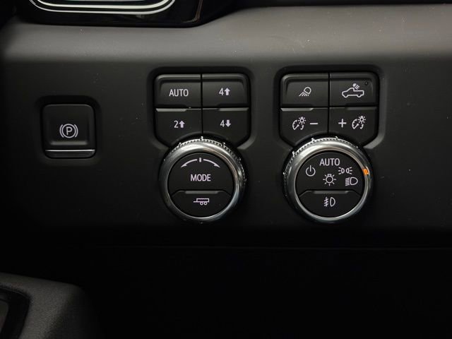 New 2026 GMC Sierra 2500 AT4 w/ AT4 Premium Plus Package image 24