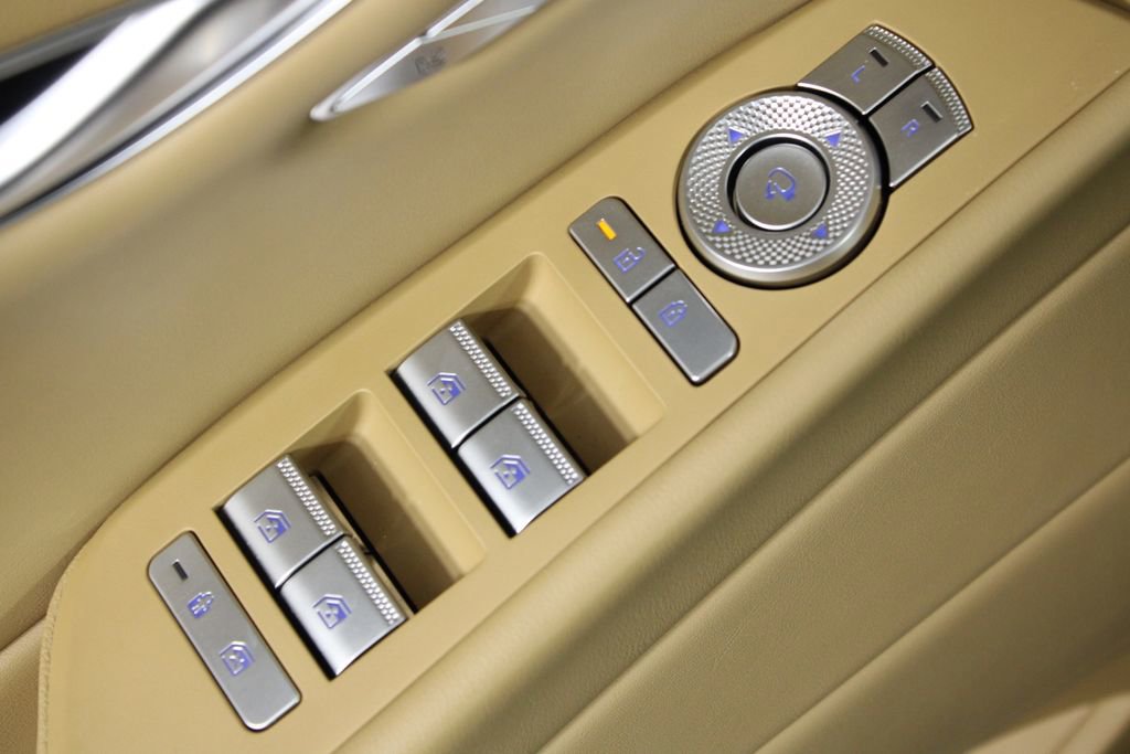 Used 2025 Genesis G80 2.5T image 20