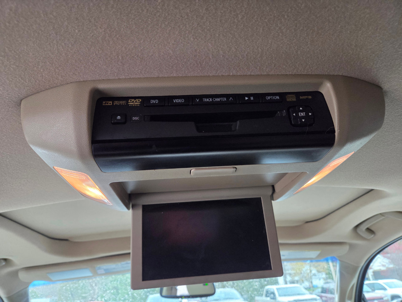Used 2012 Toyota Sequoia Platinum image 27