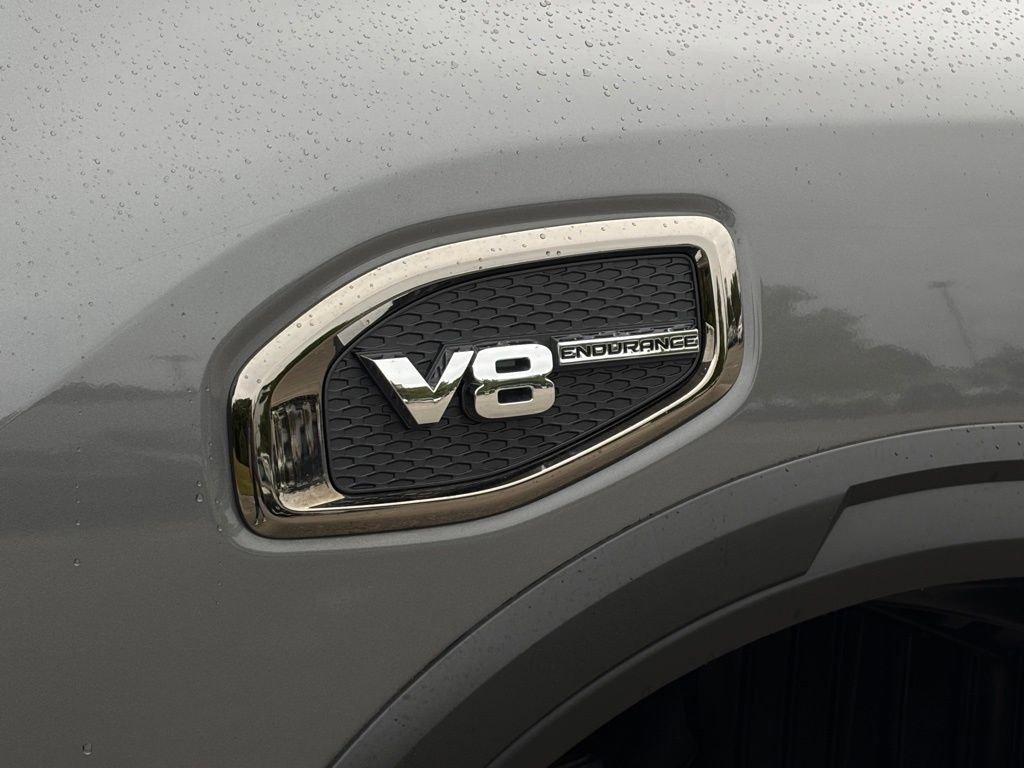 Used 2024 Nissan Titan PRO-4X image 10