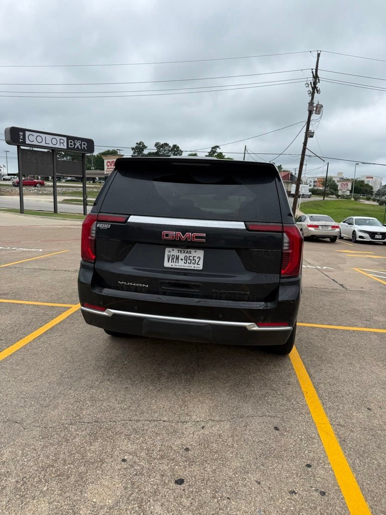 Used 2025 GMC Yukon Elevation RWD image 7