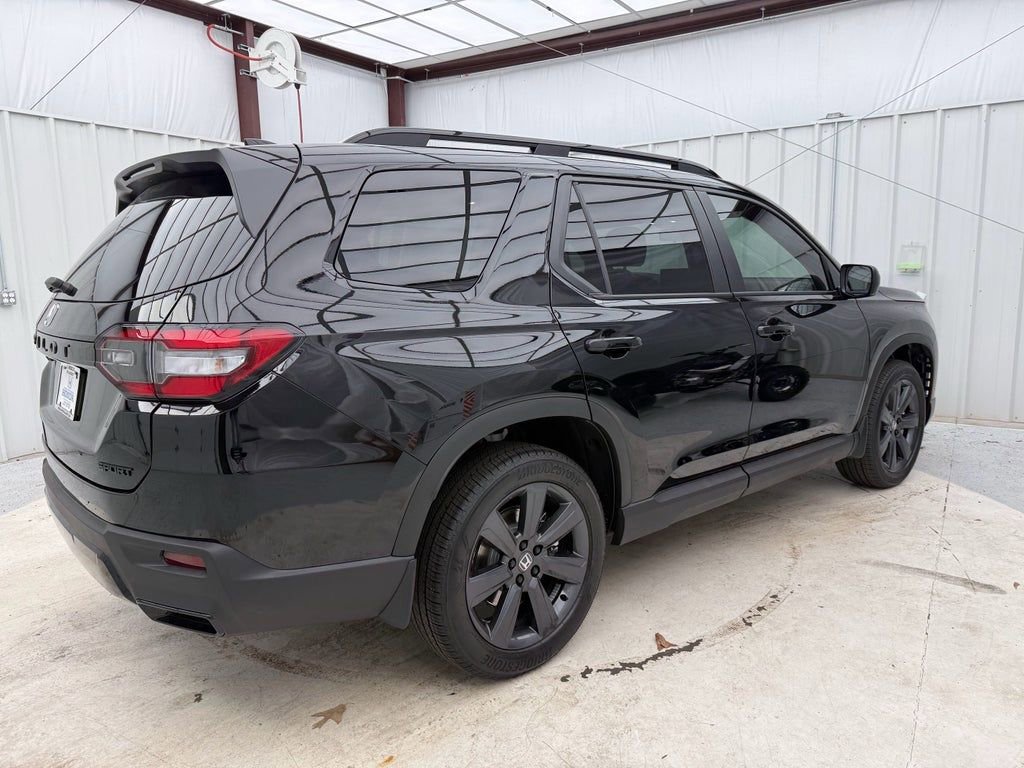 New 2026 Honda Pilot Sport image 12