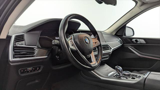 Used 2021 BMW X7 xDrive40i w/ Premium Package AWD/4WD image 23
