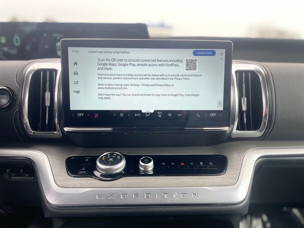 Used 2025 Ford Expedition Platinum image 18