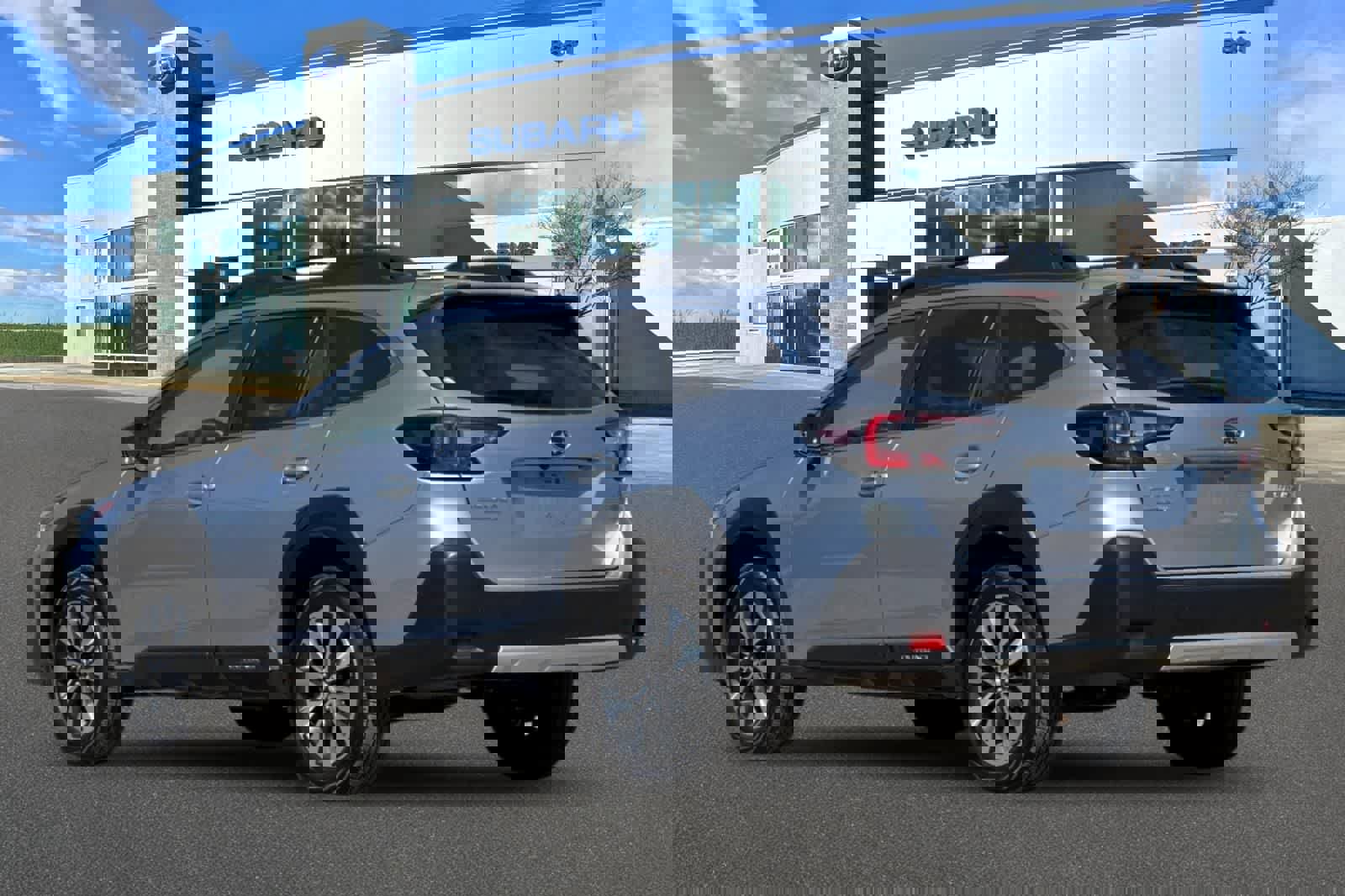 Used 2023 Subaru Outback Limited image 8