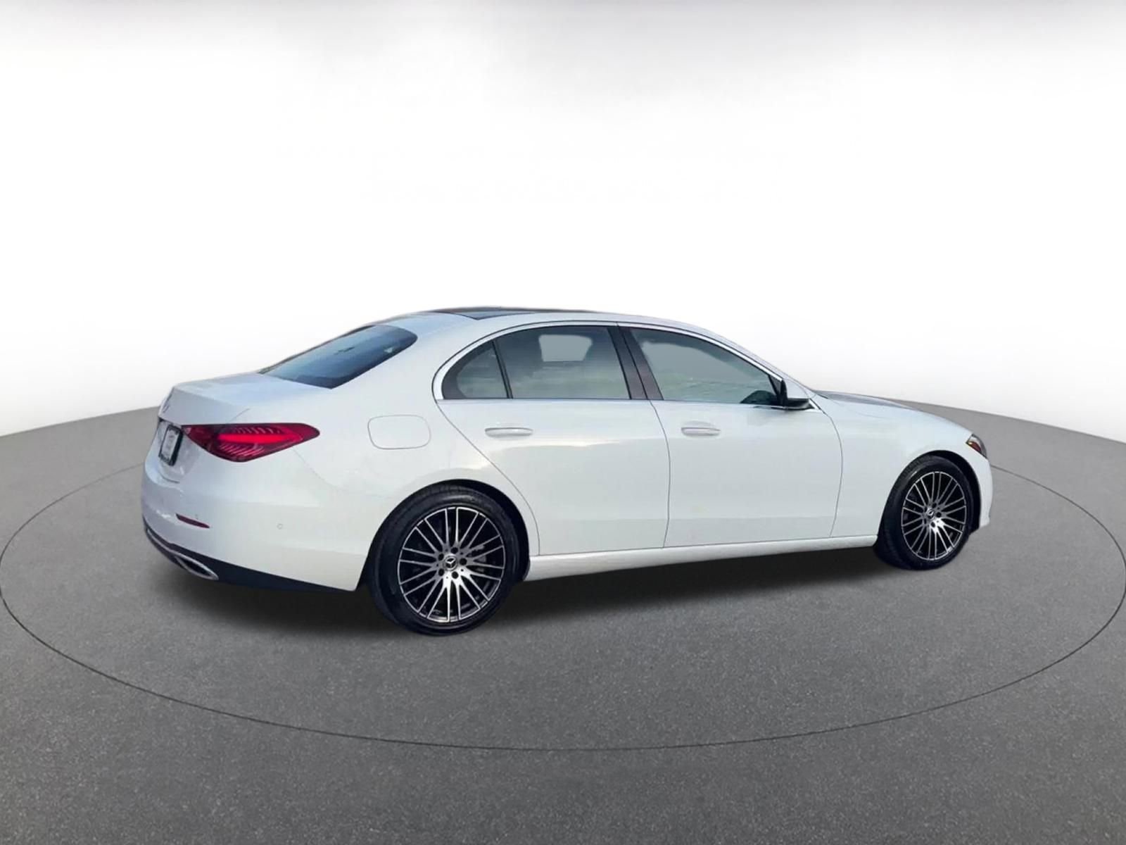 Used 2024 Mercedes-Benz C 300 Sedan image 15