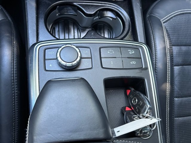 Used 2015 Mercedes-Benz ML 63 AMG 4MATIC w/ AMG Performance Package image 49