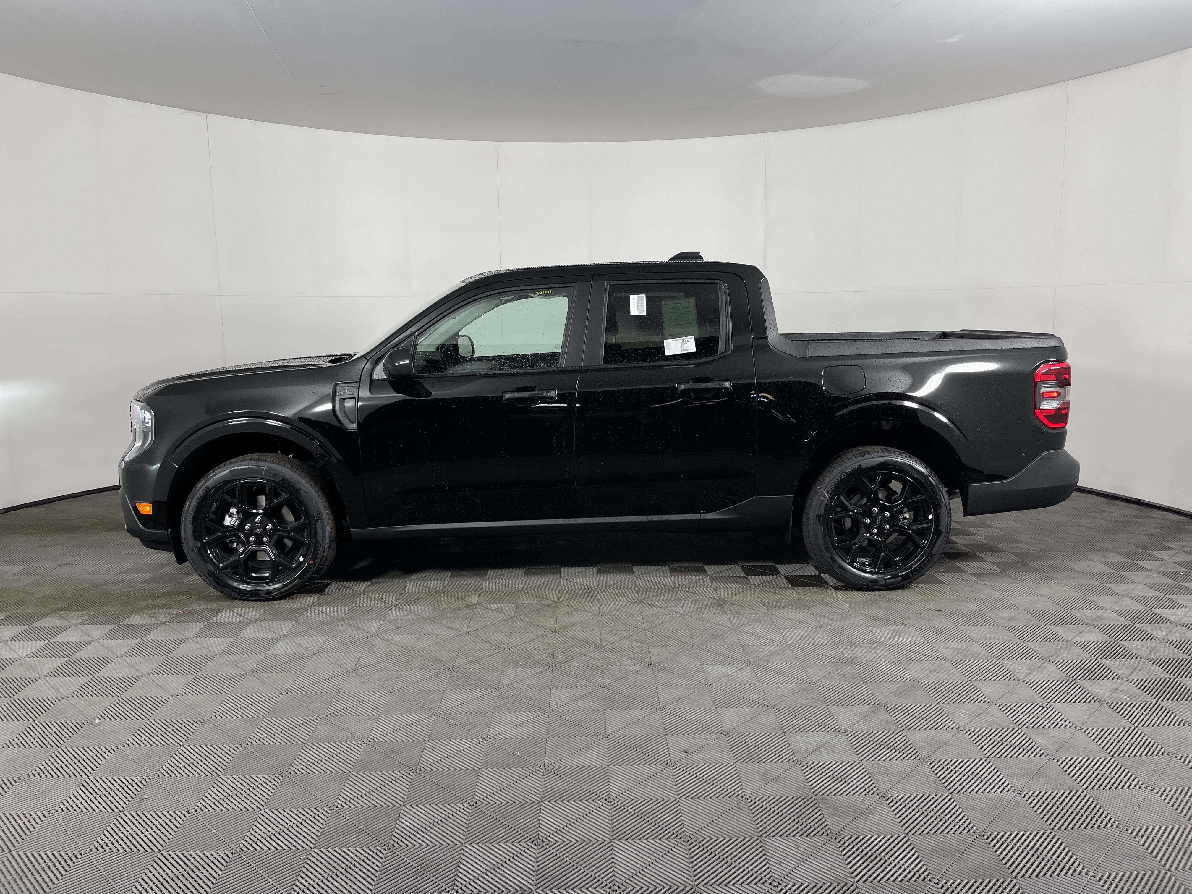 New 2025 Ford Maverick XLT w/ XLT Luxury Package image 3