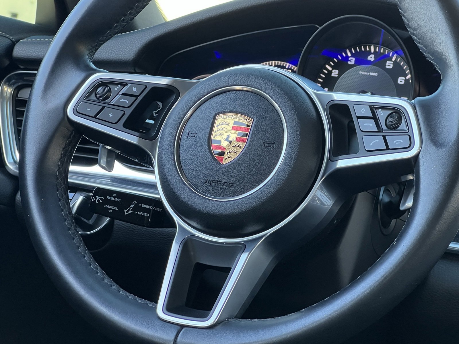 Certified 2020 Porsche Panamera Edition image 20