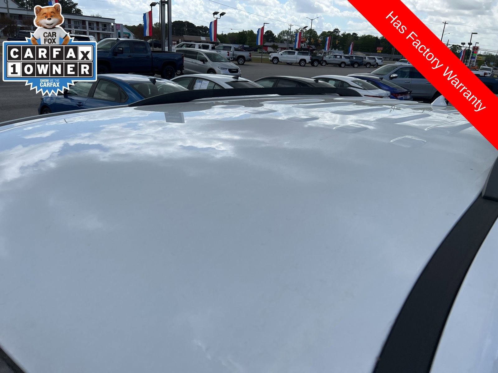 Used 2023 Chevrolet Traverse LT FWD image 10