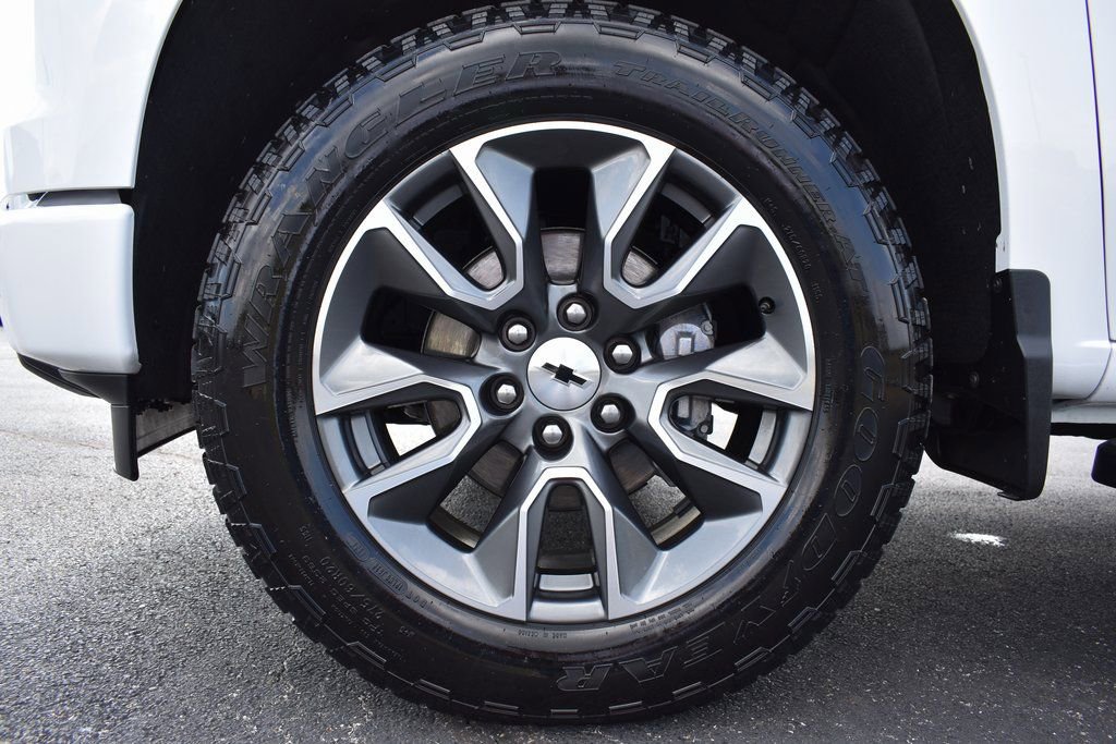 Used 2025 Chevrolet Silverado 1500 RST image 17