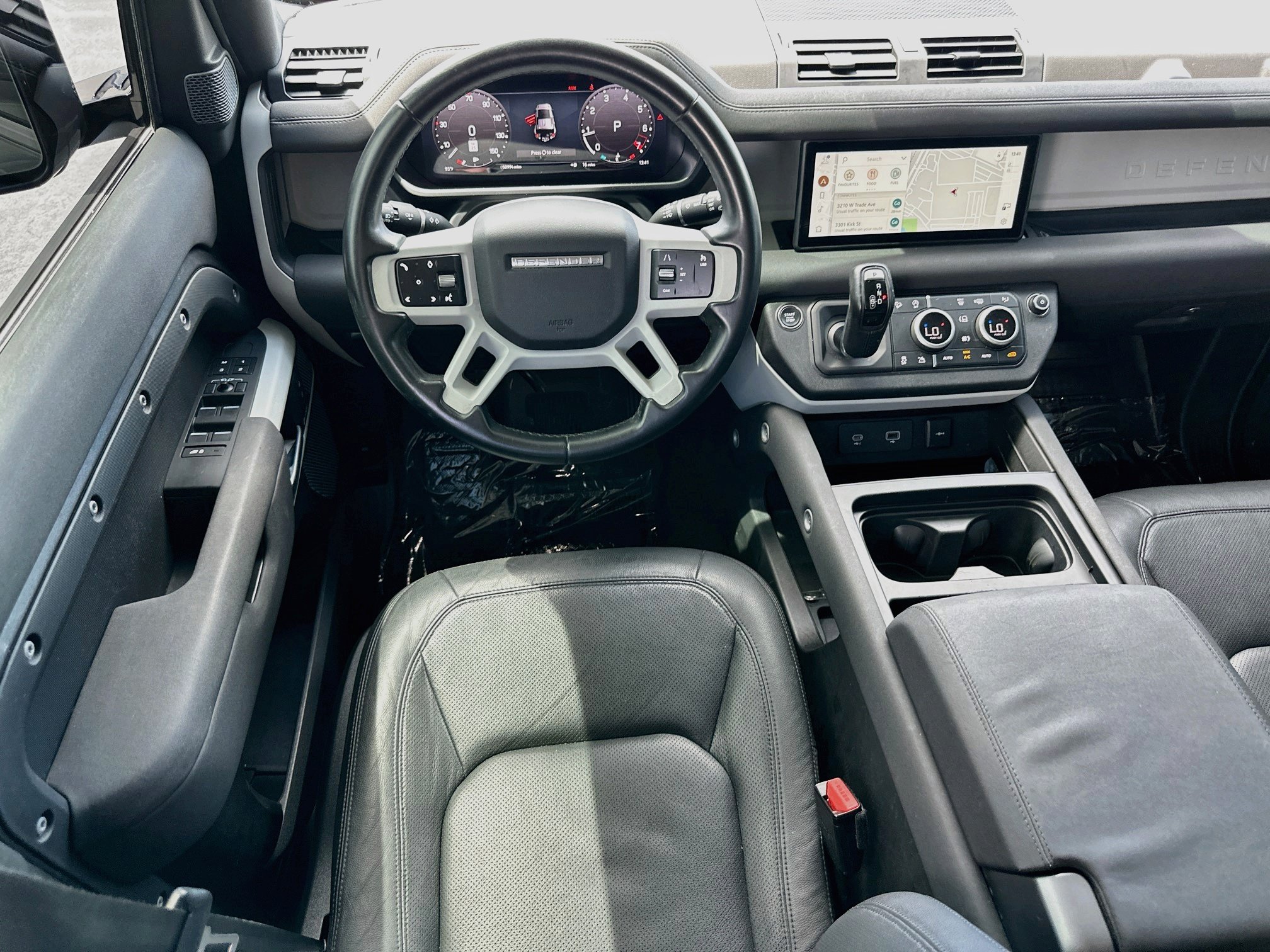 Used 2023 Land Rover Defender 110 S AWD/4WD image 22