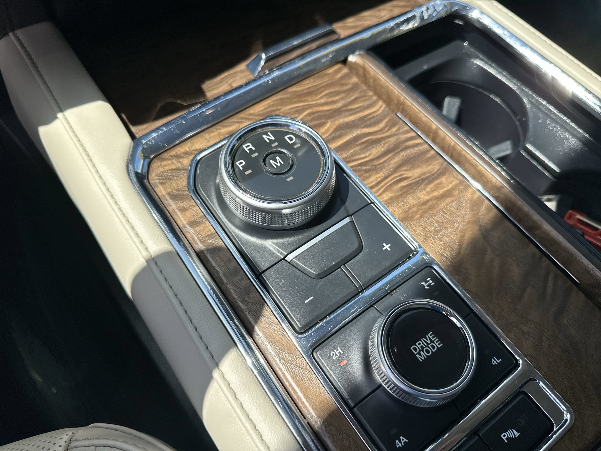 Used 2019 Ford Expedition Max Platinum AWD/4WD image 29