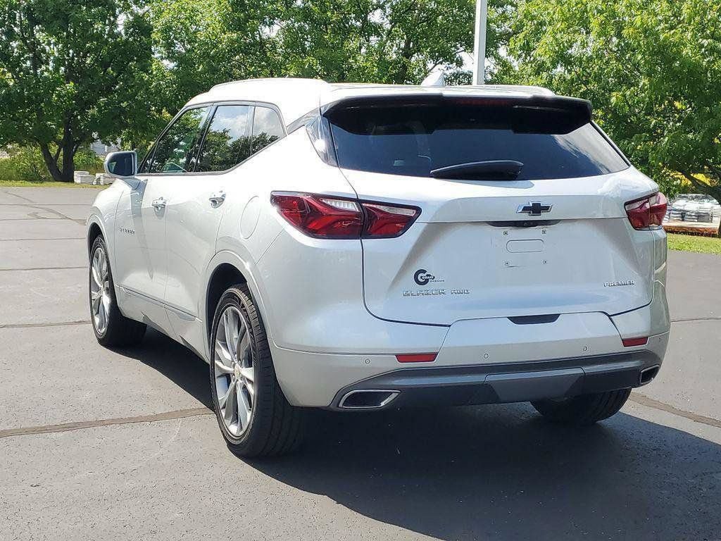 Used 2019 Chevrolet Blazer Premier w/ Sun and Wheels Package AWD/4WD image 4