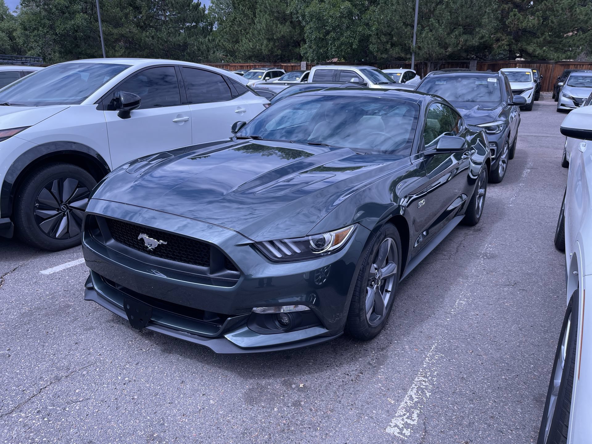 Used 2016 Ford Mustang GT RWD image 2