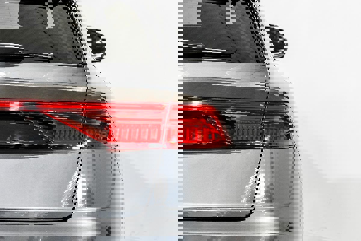 Used 2021 Audi SQ8 Prestige image 44