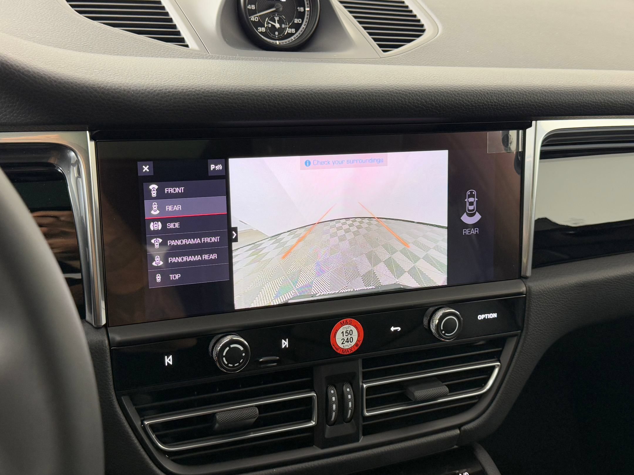 Certified 2026 Porsche Macan AWD/4WD image 20