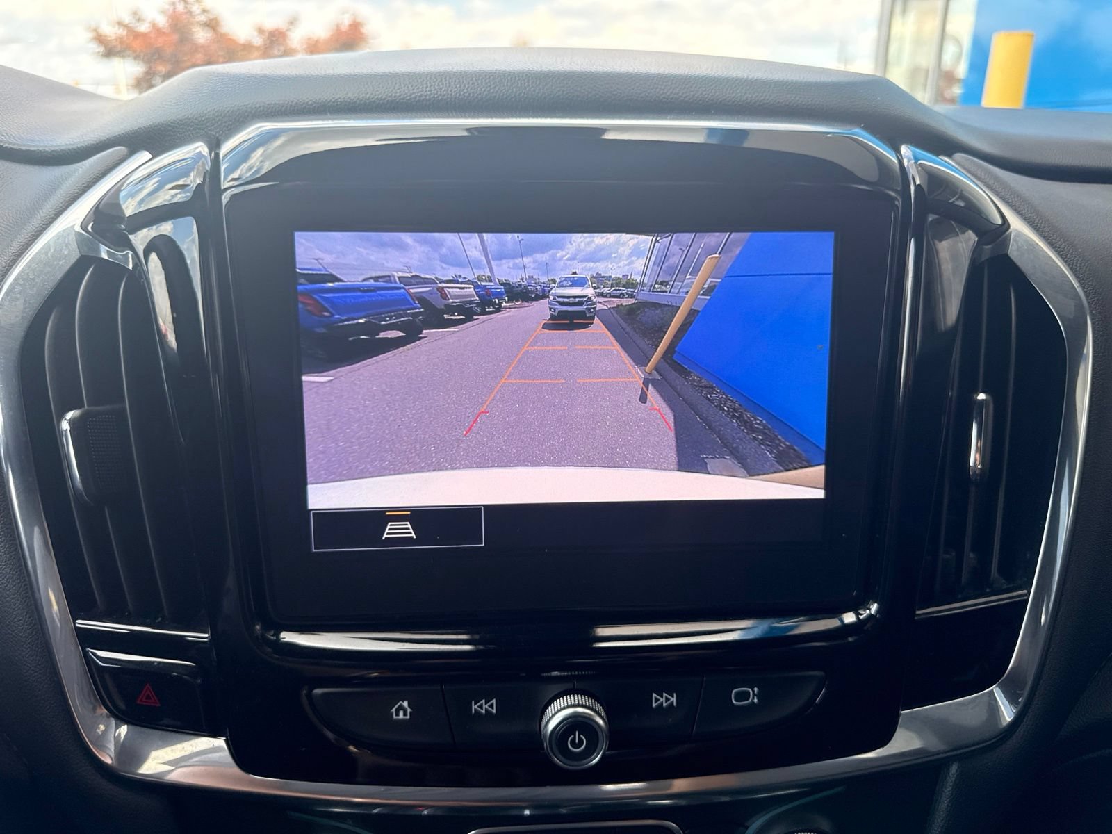 Used 2023 Chevrolet Traverse LT w/ LPO, Floor Liner Package AWD/4WD image 25